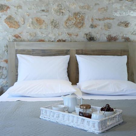 Casa Ovata Apartment Tsoukaladhes Bagian luar foto