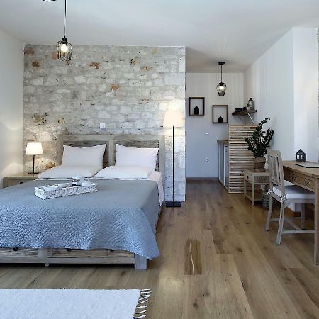Casa Ovata Apartment Tsoukaladhes Bagian luar foto