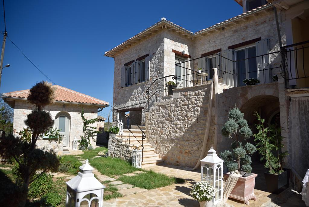 Casa Ovata Apartment Tsoukaladhes Bagian luar foto