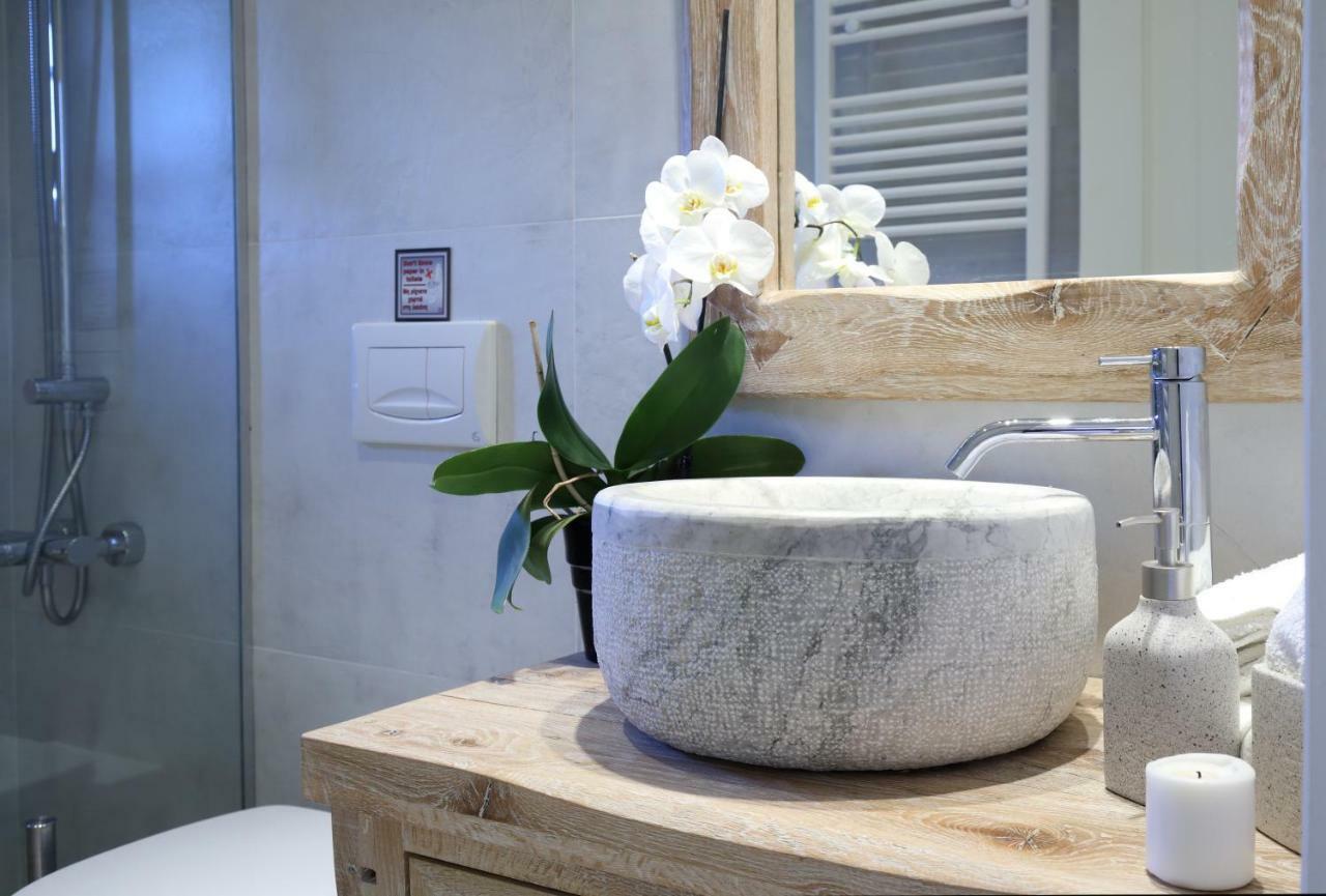 Casa Ovata Apartment Tsoukaladhes Bagian luar foto