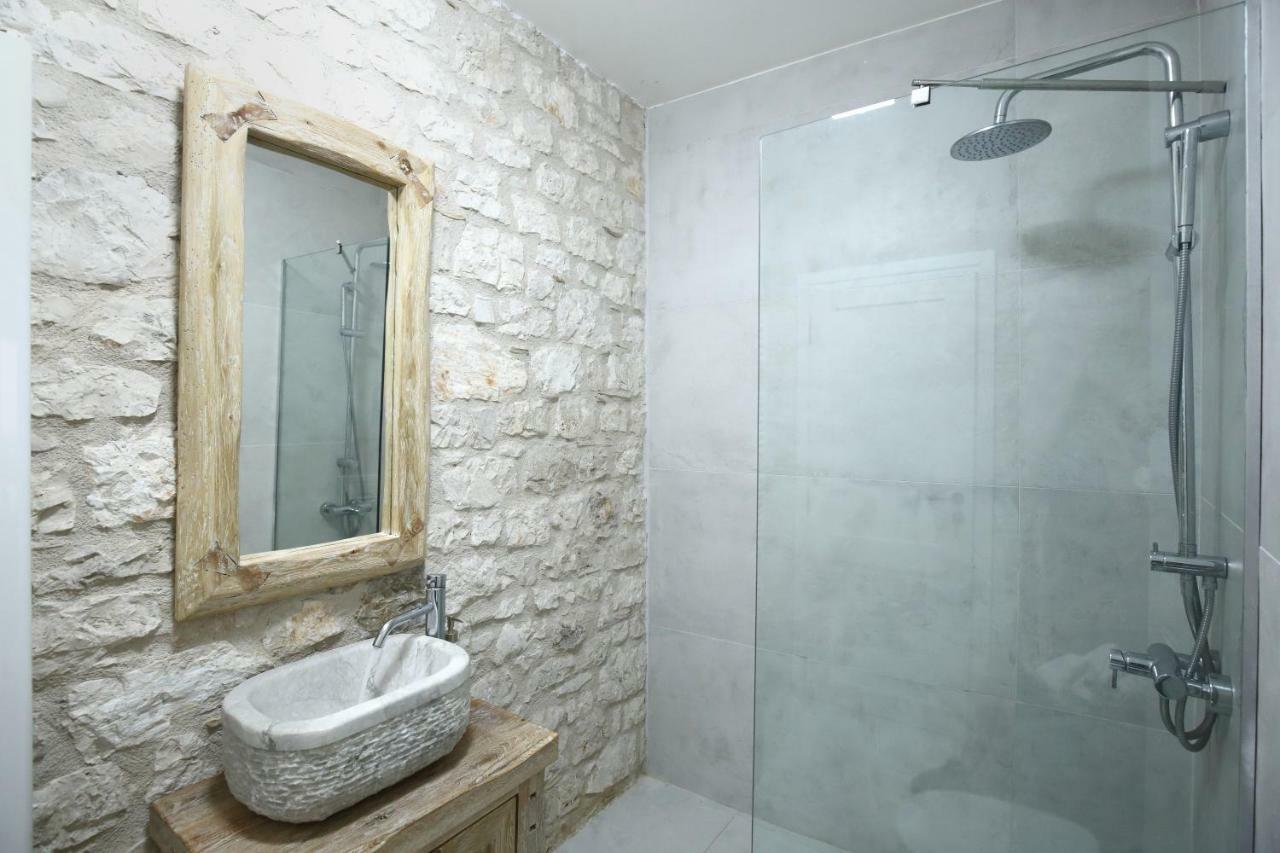 Casa Ovata Apartment Tsoukaladhes Bagian luar foto